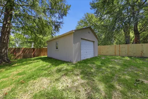Exterior - 4798 Klatte Rd, Cincinnati, OH 45244 photo 6 of 8