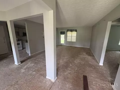 Living - 7310 Fairground Rd, Blanchester, OH 45107 photo 1 of 4
