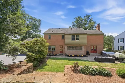 Exterior - 7194 Regiment Dr, Cincinnati, OH 45244 photo 4 of 12