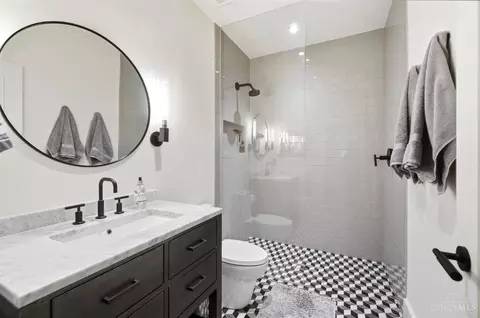 Bath - 3315 Menlo Ave, Cincinnati, OH 45208 photo 6 of 6