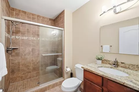 Bath - 6375 Tarton Fields Ln, Mason, OH 45040 photo 9 of 9
