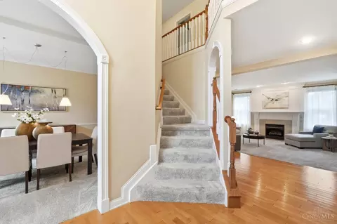 Entry Way - 6375 Tarton Fields Ln, Mason, OH 45040 photo 3 of 6