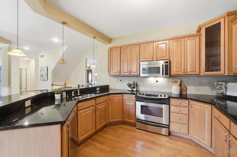 Kitchen - 6375 Tarton Fields Ln, Mason, OH 45040 photo 2 of 6