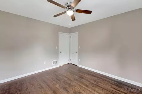 Bedroom - 253 Ohio Ave, Reading, OH 45215 photo 2 of 7