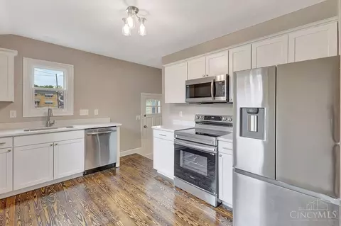 Kitchen - 253 Ohio Ave, Reading, OH 45215 photo 1 of 3