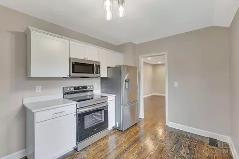 Kitchen - 253 Ohio Ave, Reading, OH 45215 photo 3 of 3