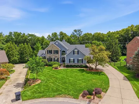 7945 Woodglen Dr, West Chester, OH 45069