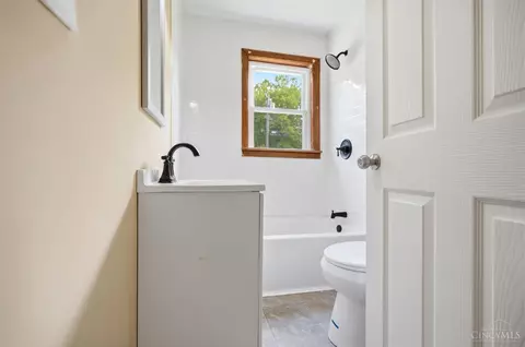 Bath - 4239 Brookside Dr, Batavia, OH 45103 photo 2 of 2