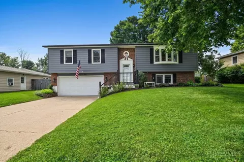 425 Meadow Ln, Trenton, OH 45067