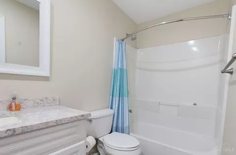 Bath - 8265 Forest Rd, Cincinnati, OH 45255 photo 1 of 8