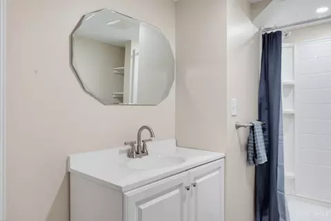 Bath - 8265 Forest Rd, Cincinnati, OH 45255 photo 8 of 8