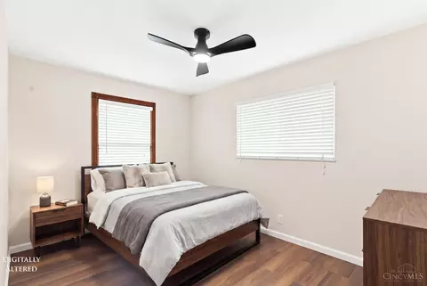 Bedroom - 8265 Forest Rd, Cincinnati, OH 45255 photo 5 of 10