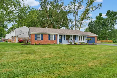 Exterior - 8265 Forest Rd, Cincinnati, OH 45255 photo 2 of 11