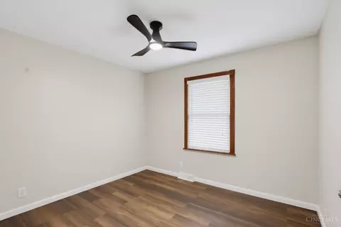 Bedroom - 8265 Forest Rd, Cincinnati, OH 45255 photo 7 of 10