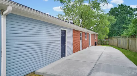 Exterior - 8265 Forest Rd, Cincinnati, OH 45255 photo 9 of 11