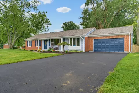 Exterior - 8265 Forest Rd, Cincinnati, OH 45255 photo 3 of 11