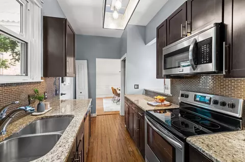 Kitchen - 3214 Close Ct, Cincinnati, OH 45208 photo 3 of 6