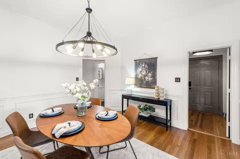 Dining - 3214 Close Ct, Cincinnati, OH 45208 photo 3 of 4