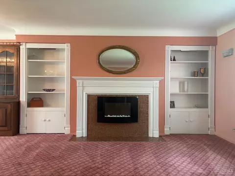 Living - 7755 Pfeiffer Rd, Montgomery, OH 45242 photo 4 of 4