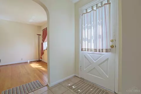 Entry Way - 2312 Compton Rd, Cincinnati, OH 45231 photo 1 of 3