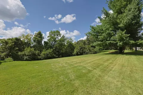 Exterior - 2312 Compton Rd, Cincinnati, OH 45231 photo 3 of 9