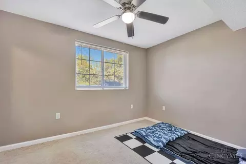 Bedroom - 5970 Colerain Ave, Cincinnati, OH 45239 photo 1 of 3