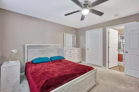 Bedroom - 5970 Colerain Ave, Cincinnati, OH 45239 photo 3 of 3