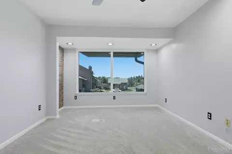 Bedroom - 39 Stillmeadow Dr, Cincinnati, OH 45245 photo 1 of 4
