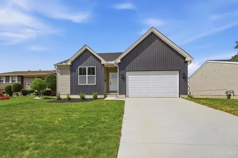 Exterior - 1006 Harrogate Ct, Forest Park, OH 45240 photo 3 of 10