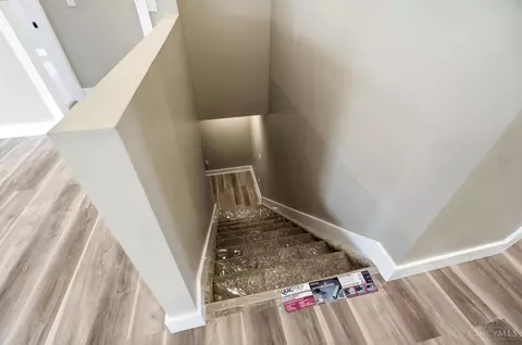 Entry Way - 1006 Harrogate Ct, Forest Park, OH 45240 photo 11 of 12
