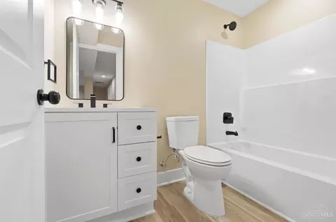 Bath - 1006 Harrogate Ct, Forest Park, OH 45240 photo 12 of 17