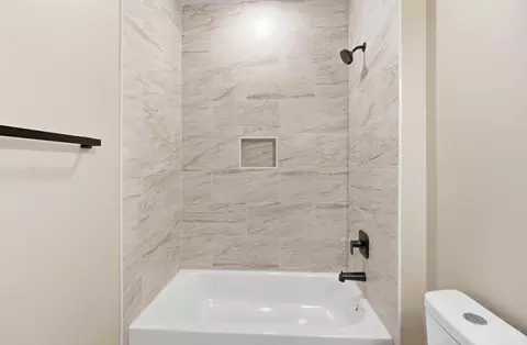 Bath - 1006 Harrogate Ct, Forest Park, OH 45240 photo 8 of 17