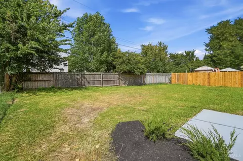 Exterior - 1006 Harrogate Ct, Forest Park, OH 45240 photo 9 of 10