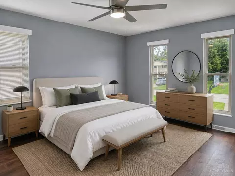 Bedroom - 8354 Shadowpoint Ct, Montgomery, OH 45242 photo 2 of 2