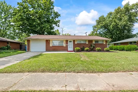 6687 Hubbard Dr, Huber Heights, OH 45424