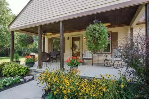 Exterior - 10581 Chipstone Dr, Harrison, OH 45030 photo 6 of 24