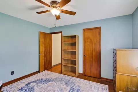 Bedroom - 10581 Chipstone Dr, Harrison, OH 45030 photo 6 of 6