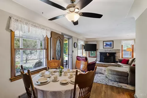 Dining - 10581 Chipstone Dr, Harrison, OH 45030 photo 2 of 3