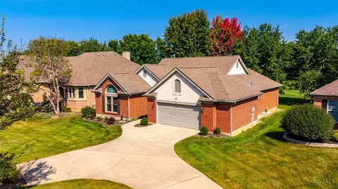 7176 Eagles Wing Dr, West Chester, OH 45069