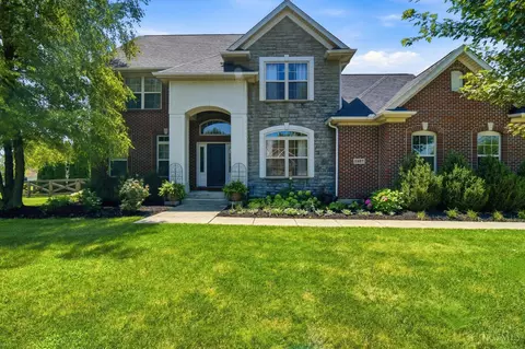 2327 Elizabeth Dr, Waynesville, OH 45068