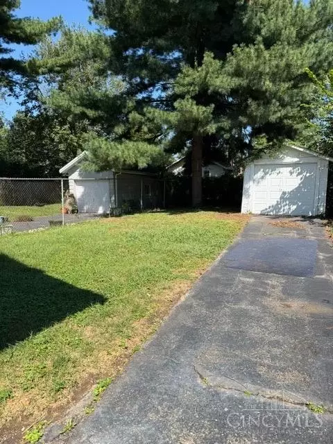 Exterior - 7008 Grace Ave, Cincinnati, OH 45227 photo 2 of 2