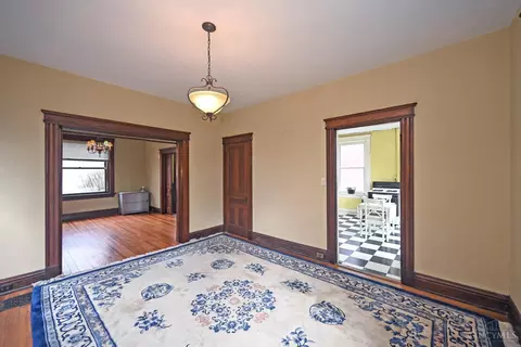 Dining - 2220 Eureka Ter, Cincinnati, OH 45219 photo 1 of 1