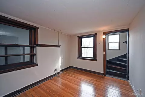 Bedroom - 2220 Eureka Ter, Cincinnati, OH 45219 photo 6 of 7