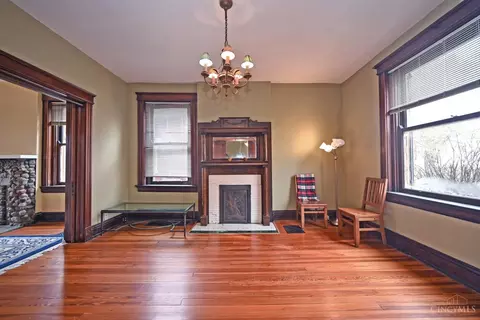 Living - 2220 Eureka Ter, Cincinnati, OH 45219 photo 1 of 5