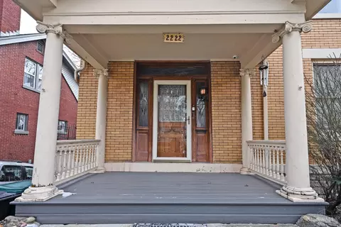 Exterior - 2220 Eureka Ter, Cincinnati, OH 45219 photo 4 of 4