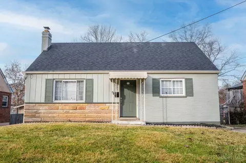 6097 Fordham Pl, Cincinnati, OH 45213