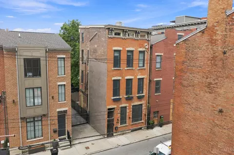 Exterior - 1329 Republic St, Cincinnati, OH 45202 photo 2 of 17