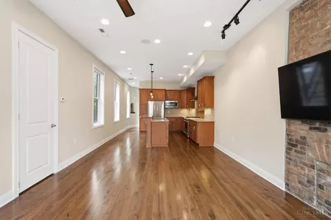 Living - 1329 Republic St, Cincinnati, OH 45202 photo 3 of 9