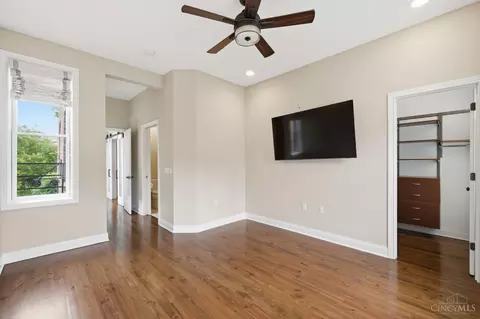 Bedroom - 1329 Republic St, Cincinnati, OH 45202 photo 3 of 3