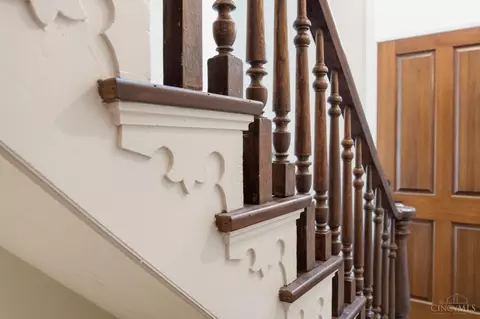 Entry Way - 1329 Republic St, Cincinnati, OH 45202 photo 3 of 8